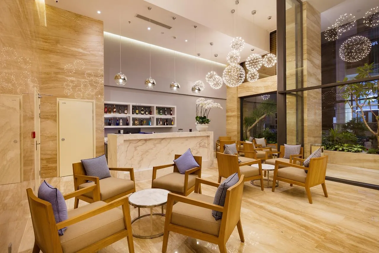 Nagar Hotel Να Τρανγκ