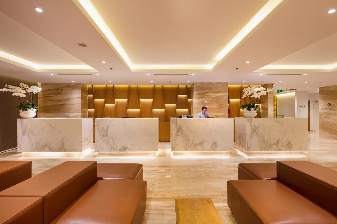 Nagar Hotel Να Τρανγκ